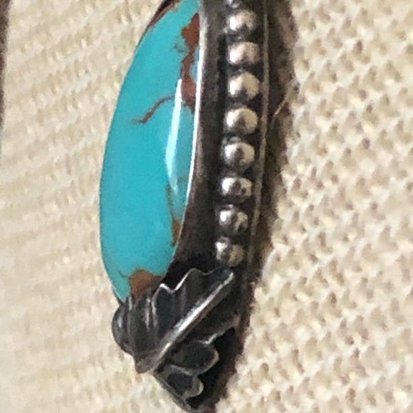 Sterling silver necklace and turquoise pendant - Picture 5 of 7